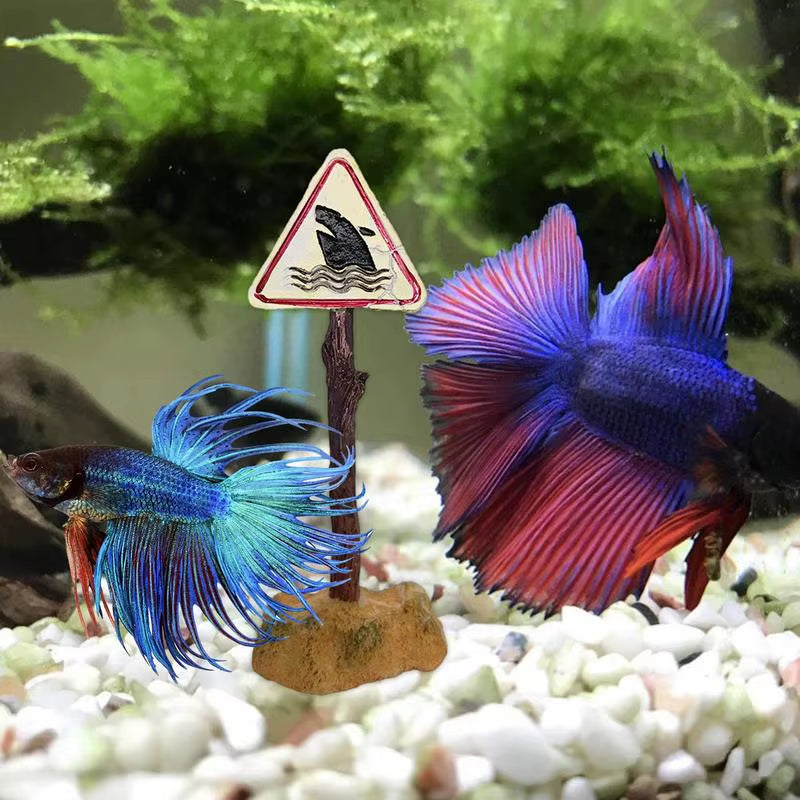 Aquarium Shark Warning Sign Resin Fish Tank Decorations Funny Aquarium Fish Tank Decor Ornaments for Aquarium Fish Tank